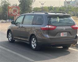 تويوتا سيينا